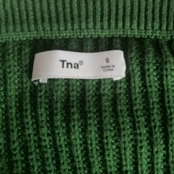 Aritzia TNA Beacon Oversized V Neck Sweater Green Small - Picture 6 of 8